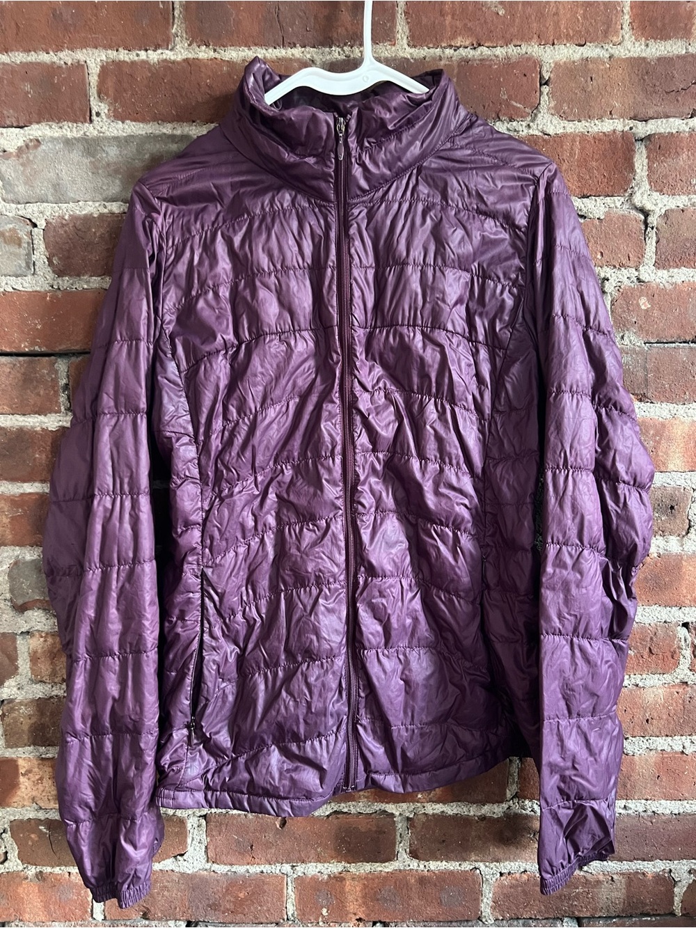 Uniqlo Women’s Quilted Purple Lightweight Puffer Down Jacket Packable Sz M